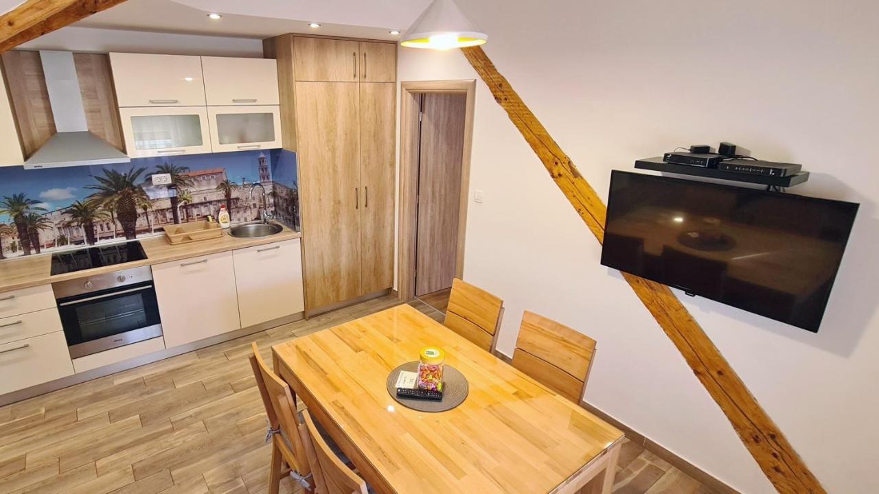 Attic Split Apartment Near City Centre エクステリア 写真